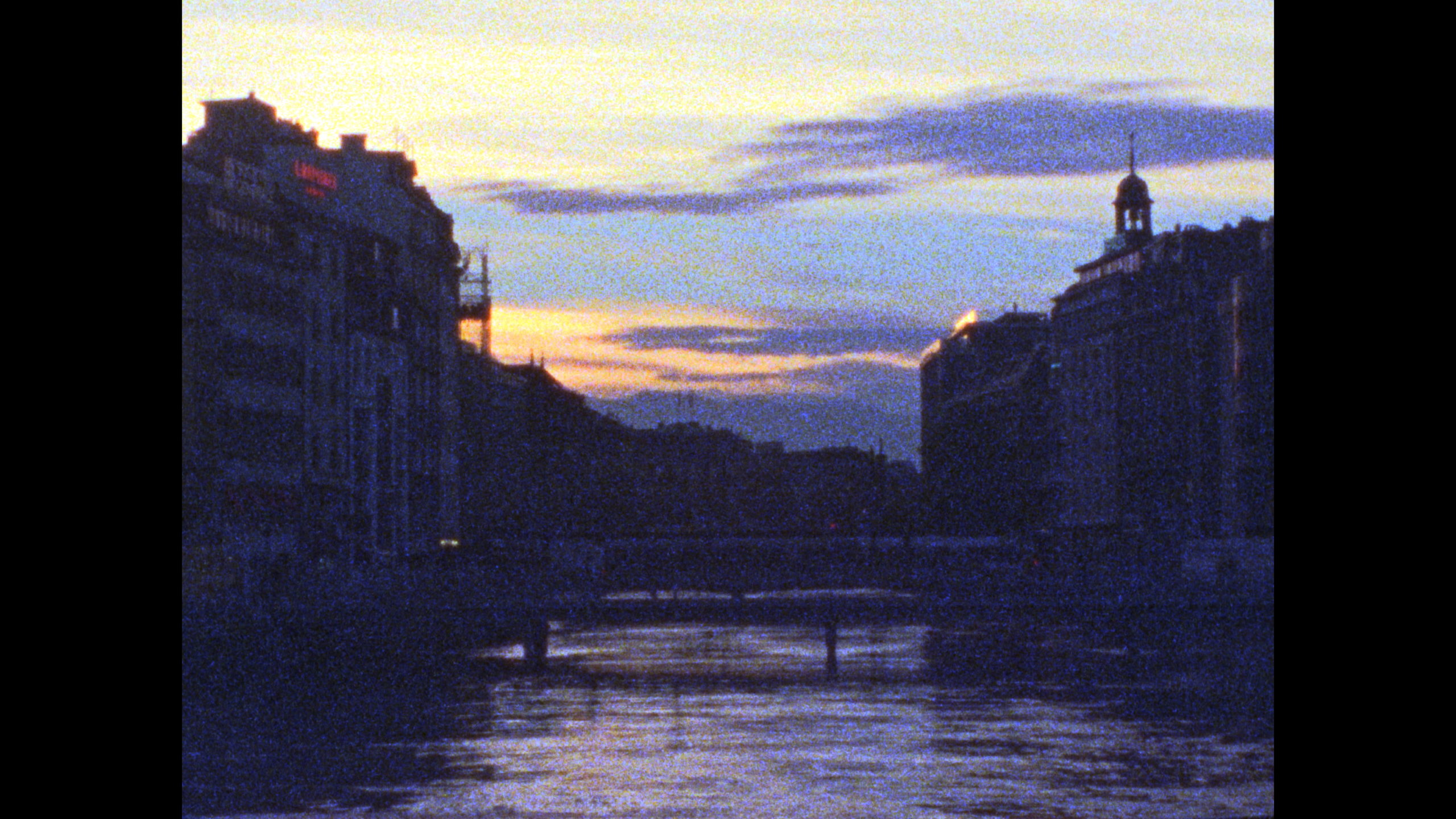 CLR_PIX_2_00090593 CLR_PIX_2_00090593