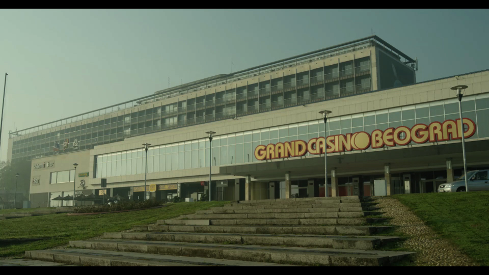 Hotel Jugoslavija – Long-métrage documentaire de Nicolas Wagnières / Hotel Jugoslavija – Feature documentary directed by Nicolas Wagnières